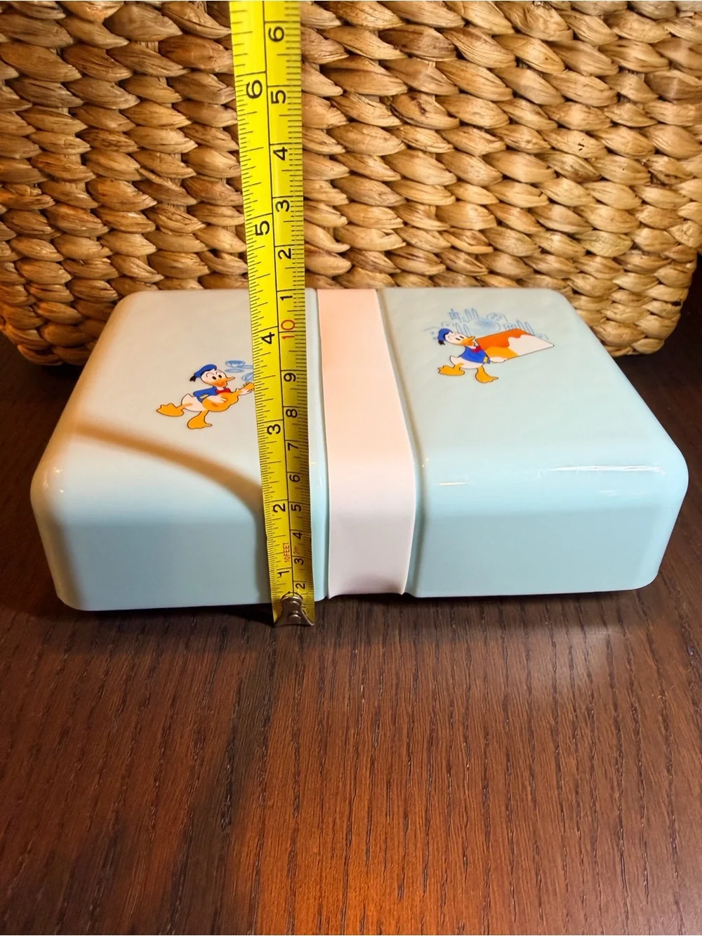 Disney 2025 Epcot International Food and Wine Festival Donald Duck Food Box